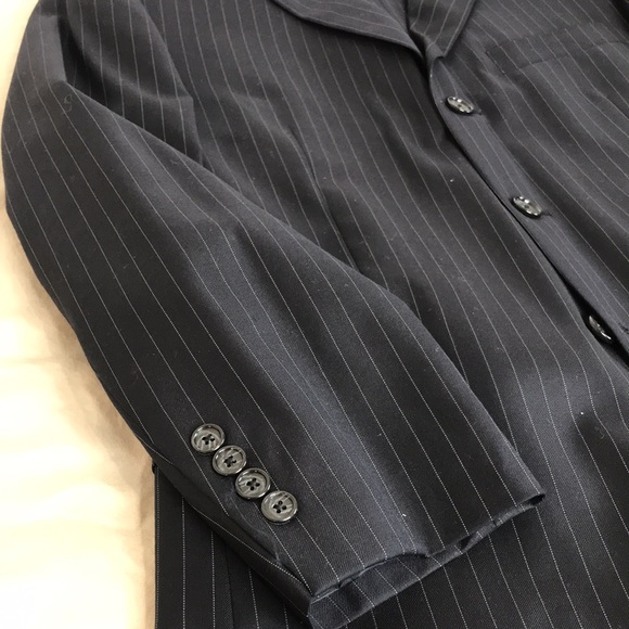 Jones New York 2 pc Suit - Picture 3 of 9